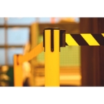 Mynd af Gólfpóstur gulur með 50mm útdraganlegum varúðarborða 3m